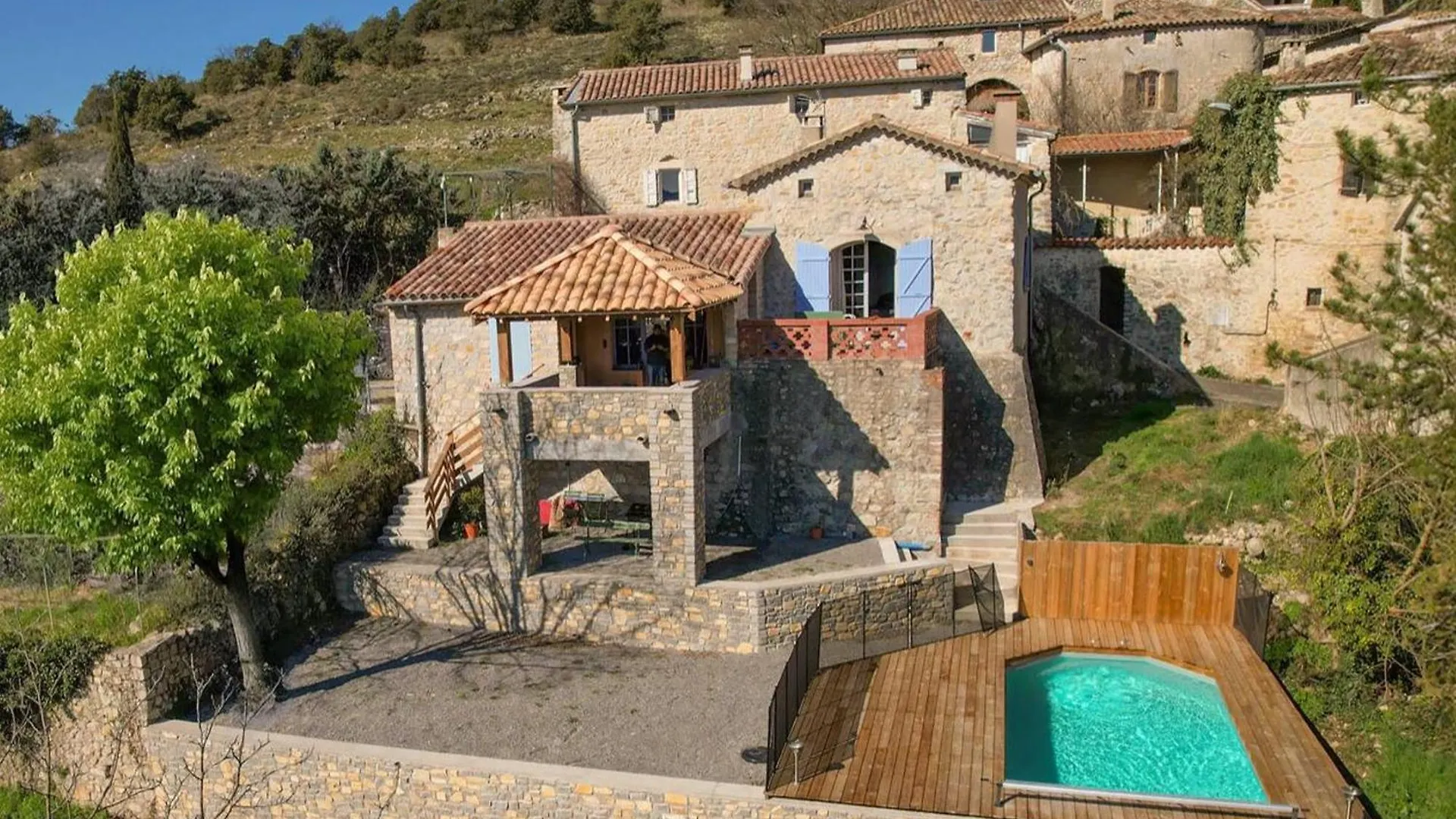 Maison En Pierre Avec Piscine Privative Pour 8 Pers. A Vallon-Pont-D'Arc - Fr-1-382-206